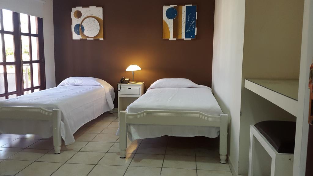Hotel Boutique Santiago Santiago del Estero Chambre photo